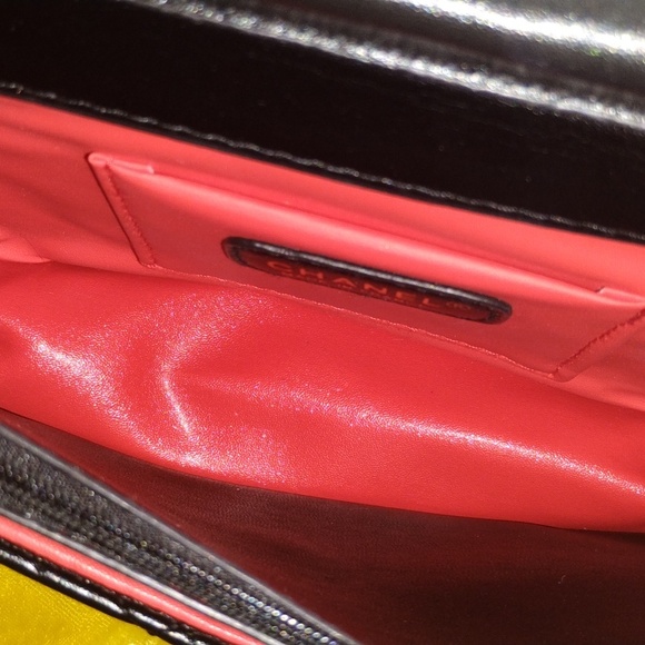 Vintage CHANEL cross over chain wallet bag - Picture 8 of 12